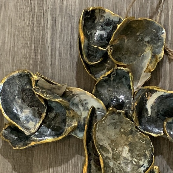 Handmade Shell Cross - Picture 15 of 17